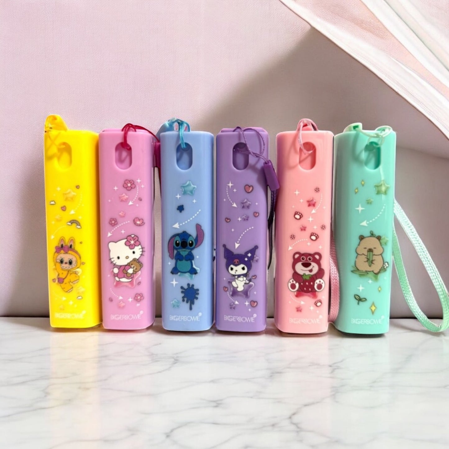 Mini Perfume de personajes ( se puede recargar una vez se gaste )